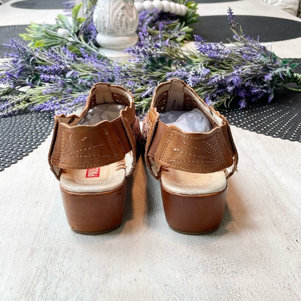 Pikolinos Sandals 🤎 - Picture 6 of 8